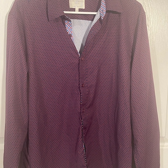 Stylish Burgundy Patterned Men's Shirt - Picture 2 of 9